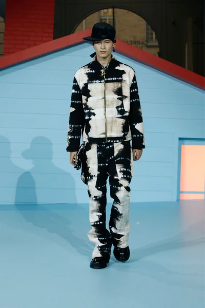 Look 59